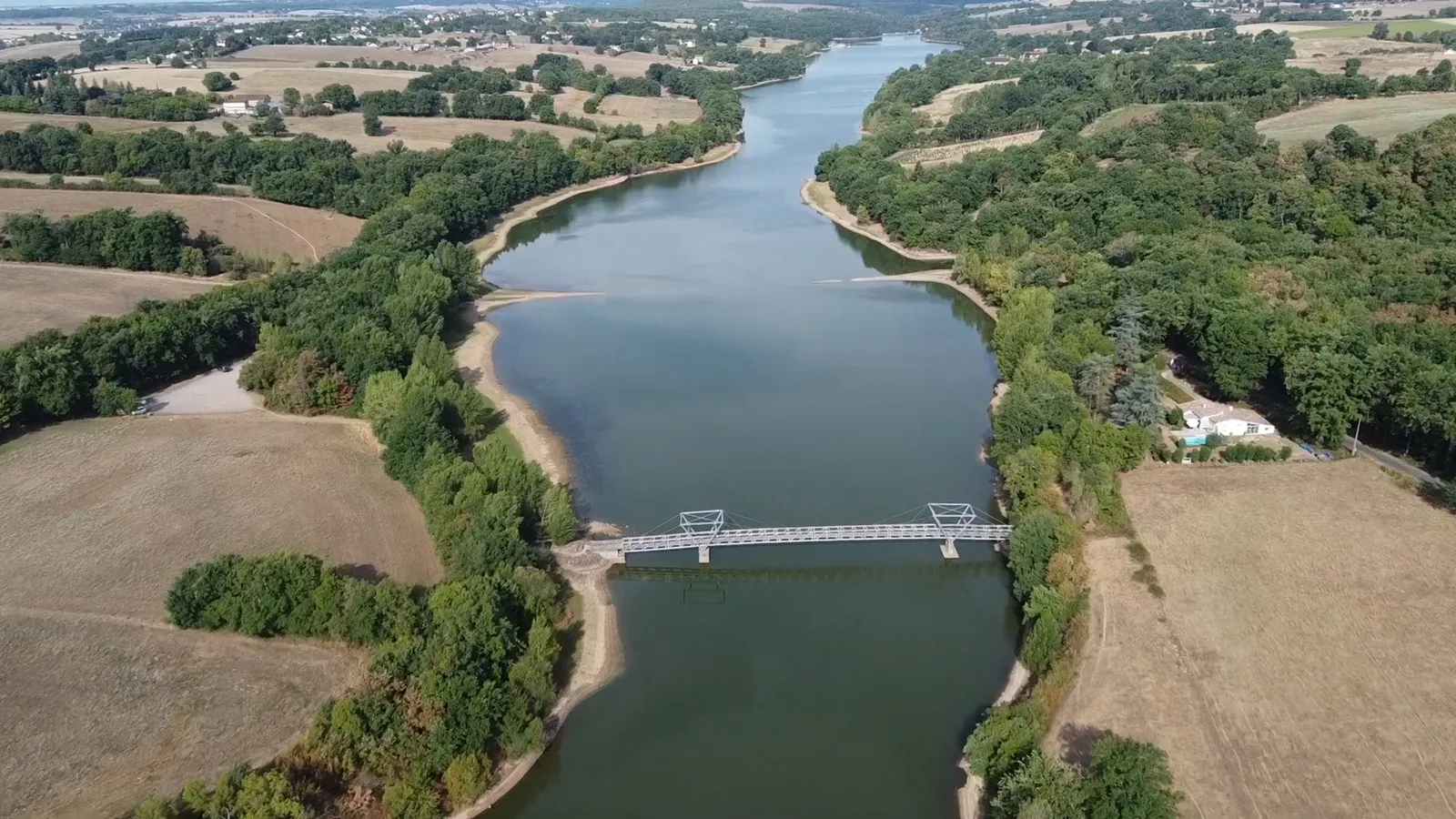 Voiliers sur le Lac de la Roucarié dans le Carmausin