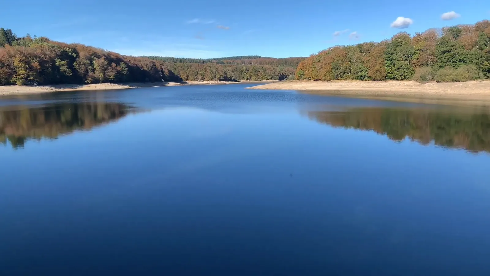 Forêt et rigole de la Montagne Noire au Lac des Cammazes