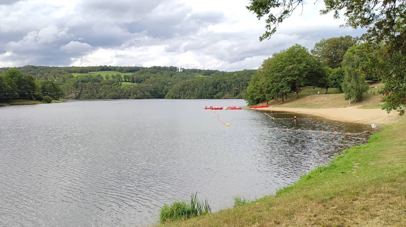 Plan d'eau de Jouillat, les Trois Lacs en Creuse