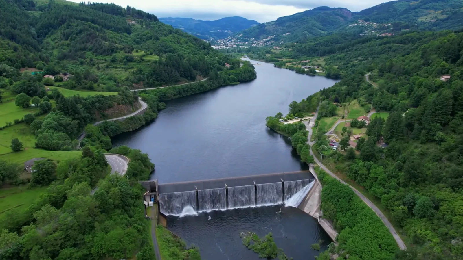 Lac des Collanges et base aquatique Eyrium
